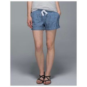 Lululemon Spring Break Away Short - Confetti